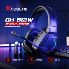 Blue gaming headset with microphone on a dark background, featuring Xtrike Me branding.